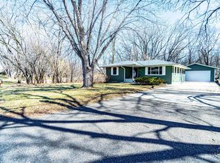 2552 Germain St, Saint Paul, MN 55109