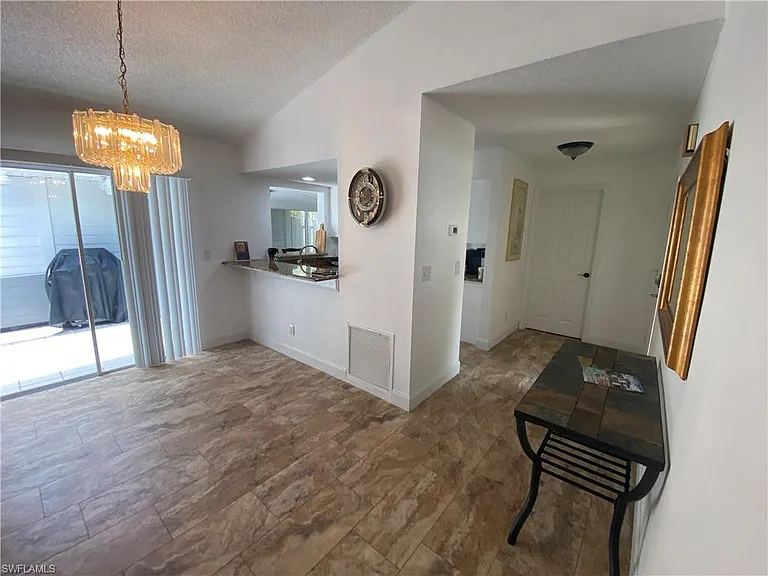 14805 Crooked Pond Ct — Photo 32