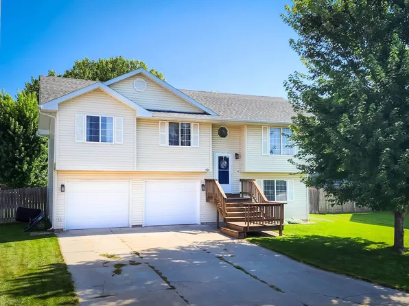 401 Forest Dr, Norfolk, NE 68701