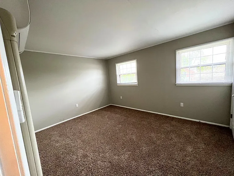 809 Randolph St #2 — Photo 12