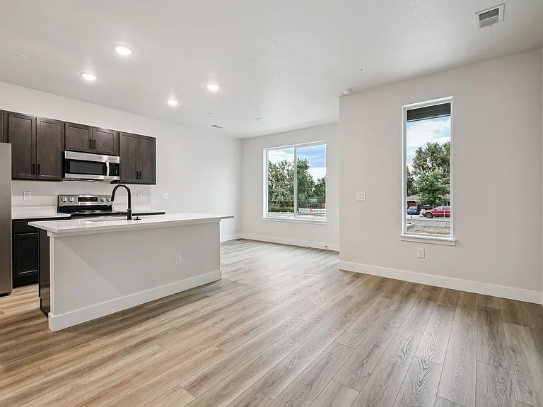 Fern Hill Townhomes — Photo 32