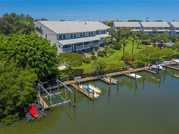 3rd image of 1375 Pinellas Bayway S APT 42