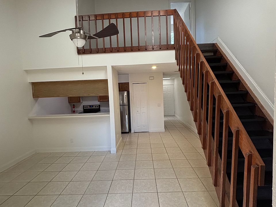 1st image of 2752 Gray Fox Ln
