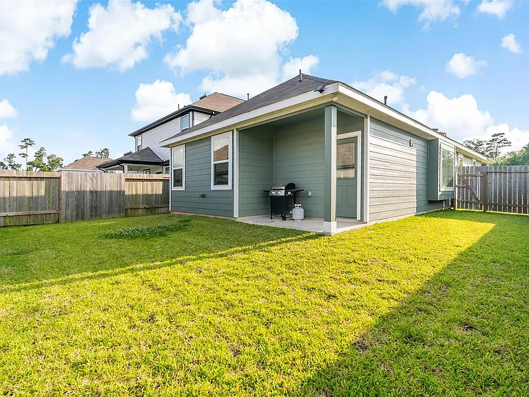 13770 Goldeye Dr — Photo 2
