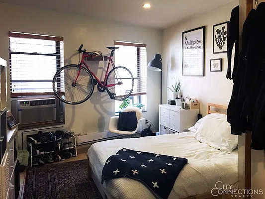 Rented by City Connections Realty | media 1