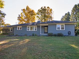 276 Holt Ln, Lewisburg, WV 24901