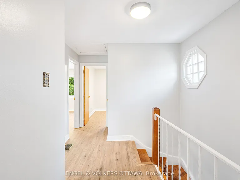 1402 Kilborn Ave — Photo 18