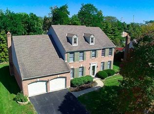 9838 Orchard Club Dr, Cincinnati, OH 45242