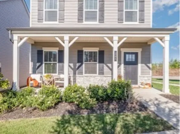 241 River Rd, Columbia, TN 38401