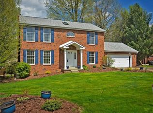 109 Penn Woods Ct, Irwin, PA 15642