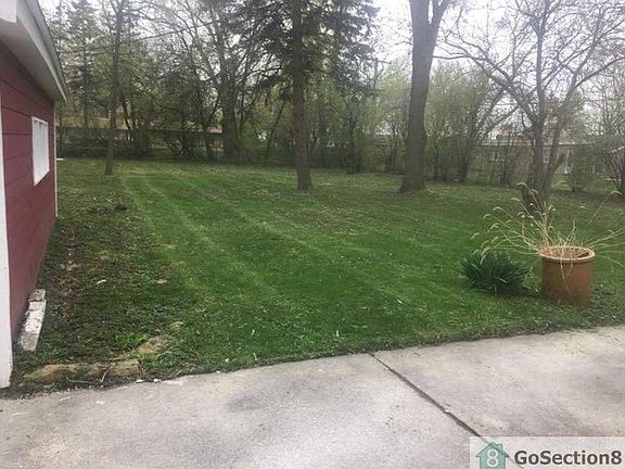 2nd image of 4740 183rd St