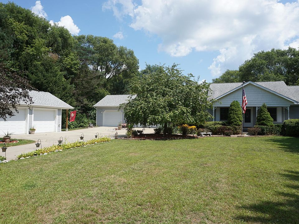 1st image of 13611 W Brookwood