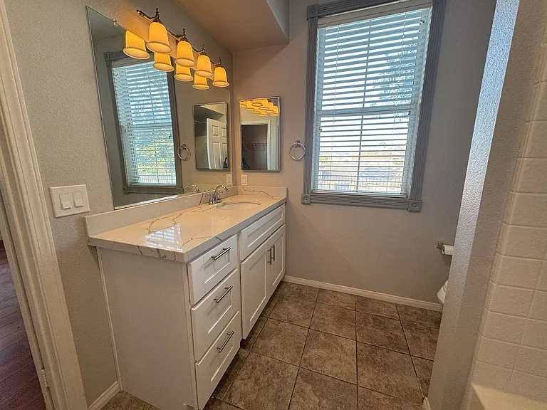 3840 Elijah Ct #811 — Photo 7
