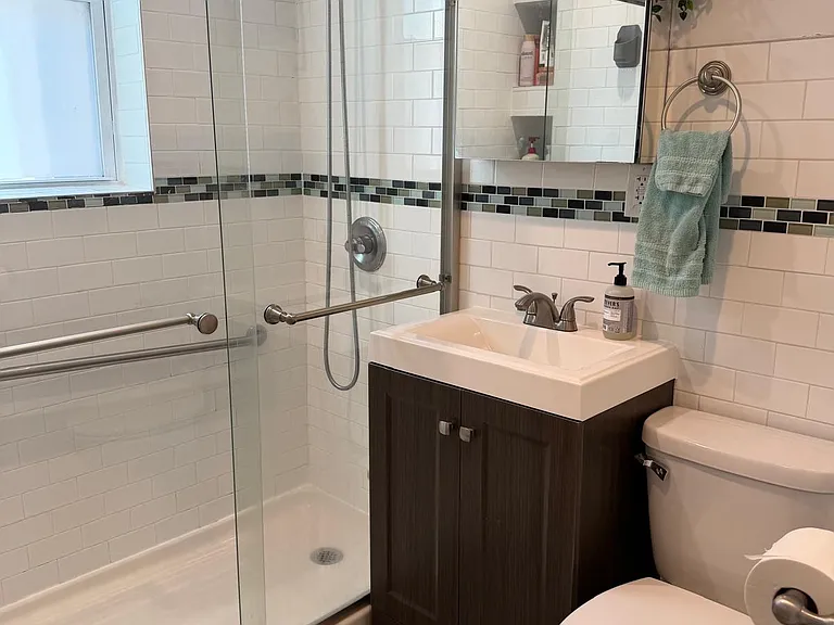 23-44 28th St #1 — Photo 7