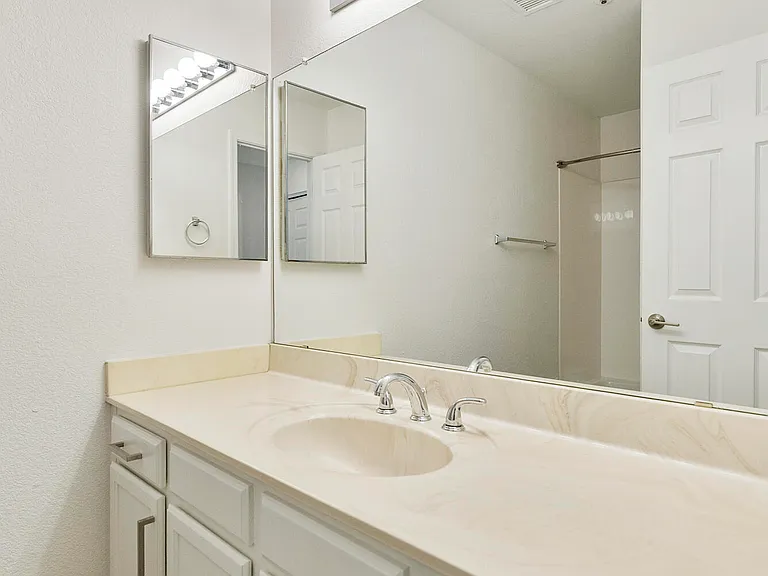 9505 N 106th Pl — Photo 18