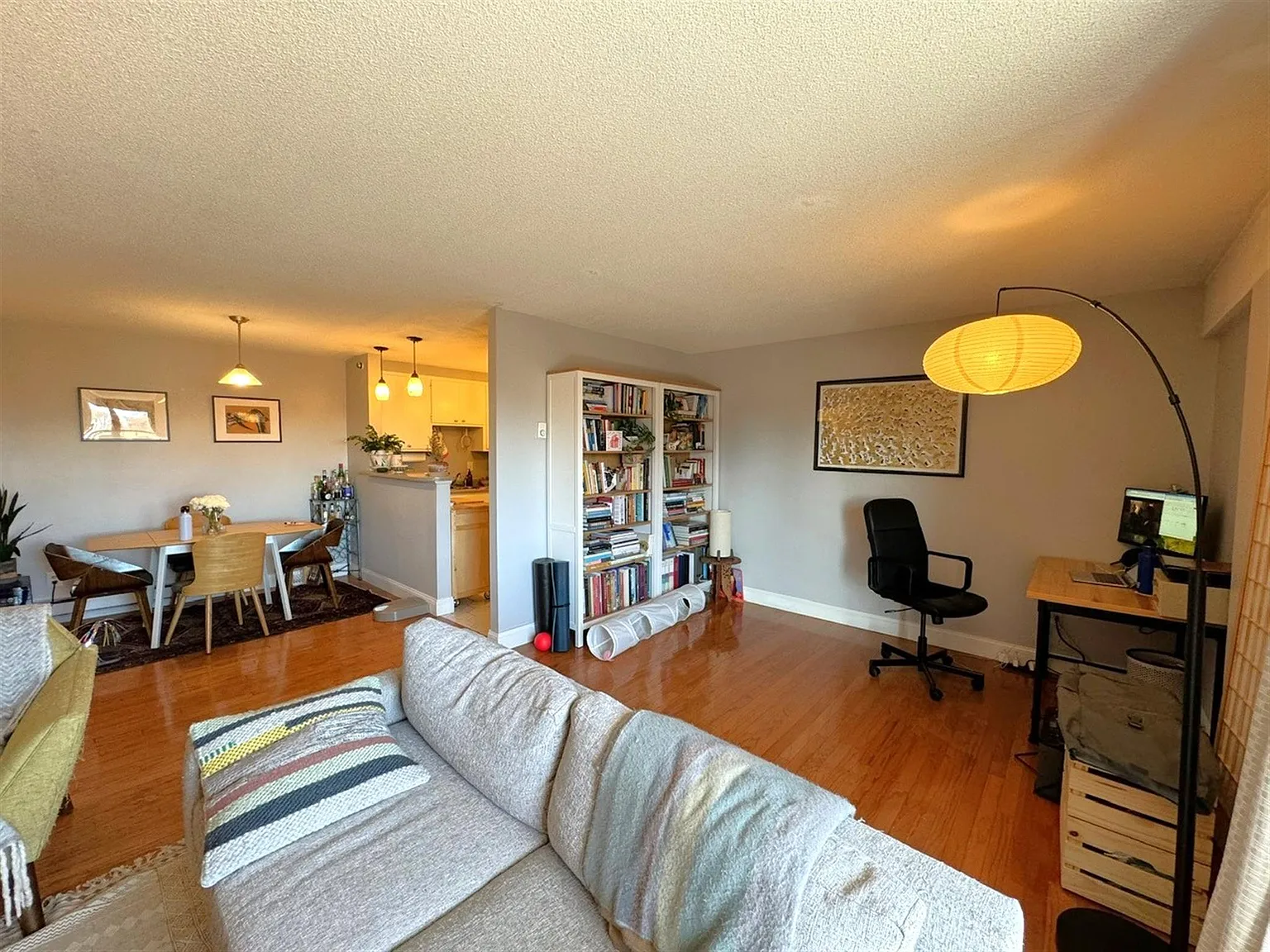 1 bed, 734 sqft, $2,450 — Photo 1