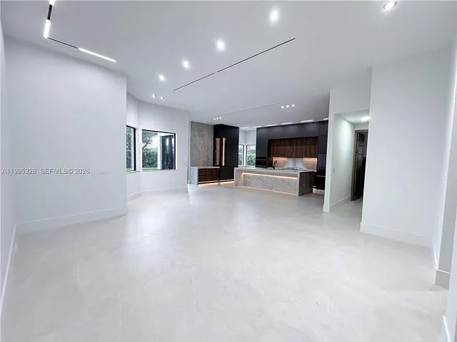 19880 SW 134th Ave — Photo 15
