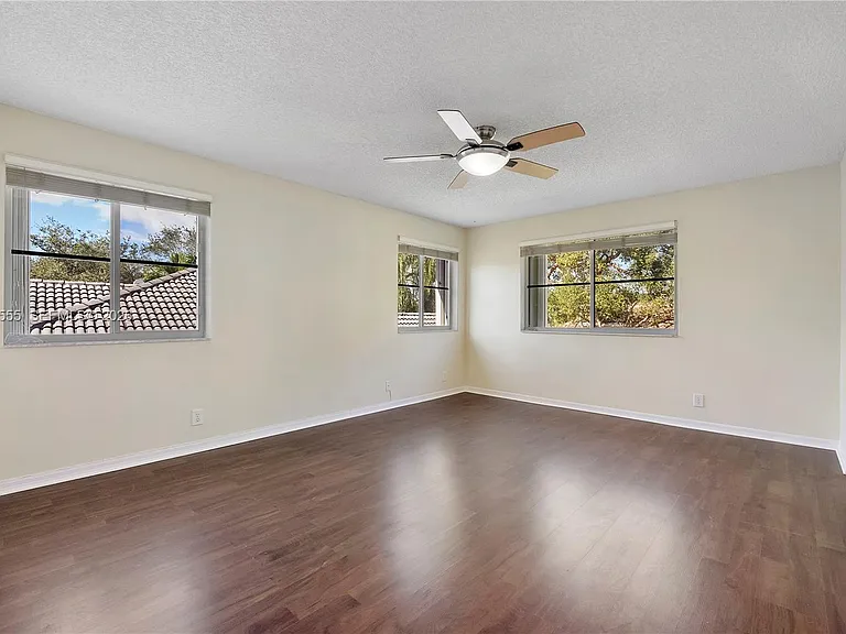 630 Vista Meadows Dr #0 — Photo 23
