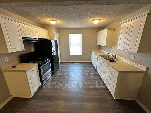 2nd image of 5658 N Anita Ave