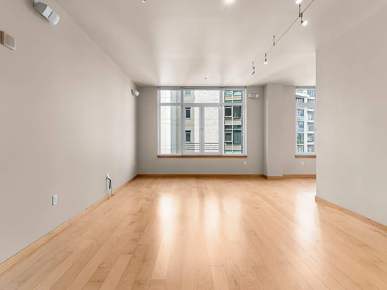 1255 NW 9th Ave #1107 — Photo 12