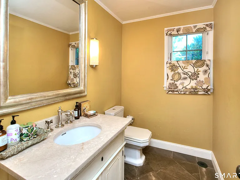 1170 Hillside Rd — Photo 17