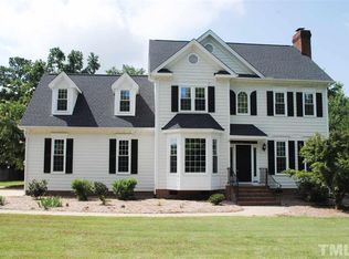 3225 Oaklyn Springs Dr, Raleigh, NC 27606