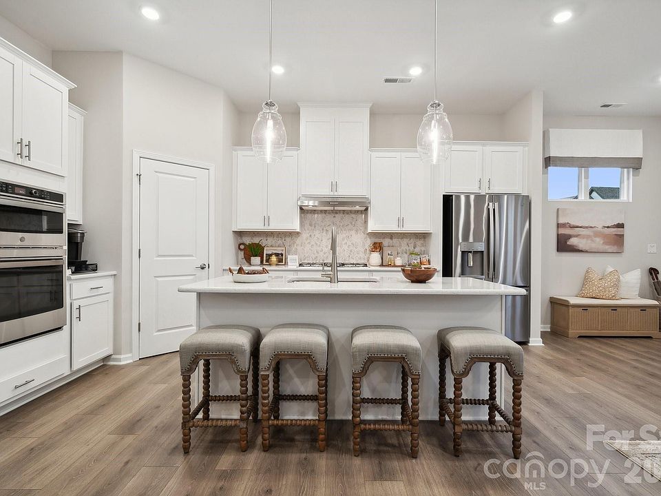 1st image of 8679 Miles Gap Rd