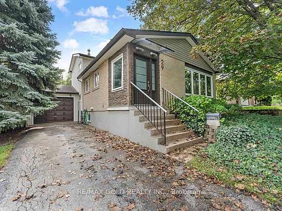 2nd image of 29 Carberry Cres