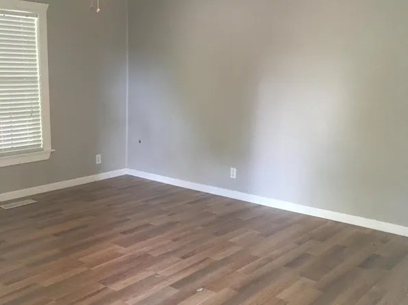 219 E Freeport St, Broken Arrow, OK 74012