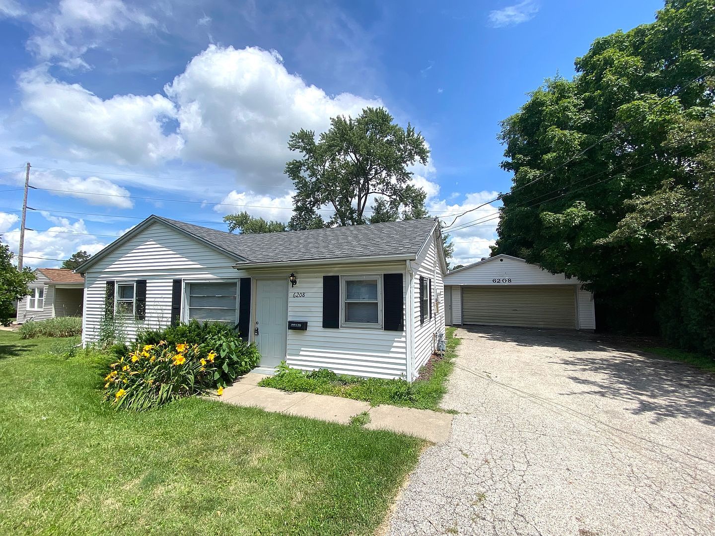6208 N Northmoor Ct, Peoria, IL 61614 Zillow