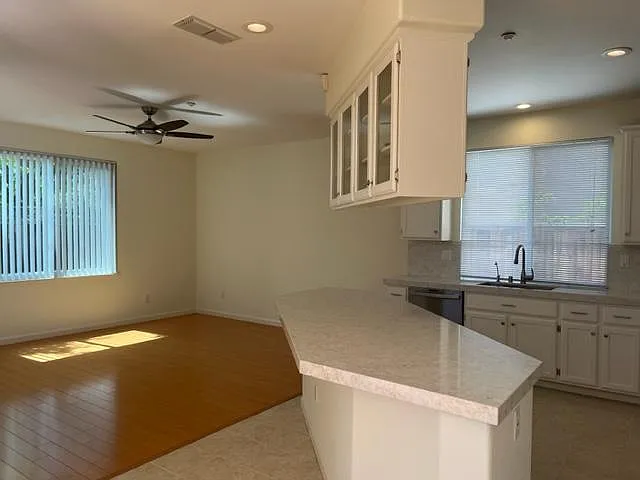 34 Pizarro Ave — Photo 16