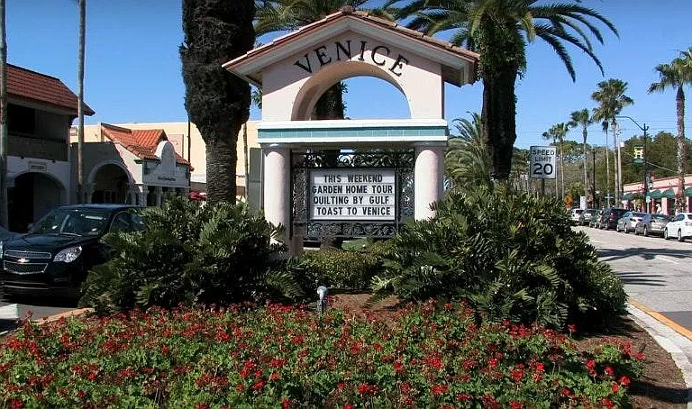 Shopping just blocks from Venice Beach