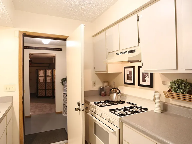 Stratford Chase Townhomes — Photo 29