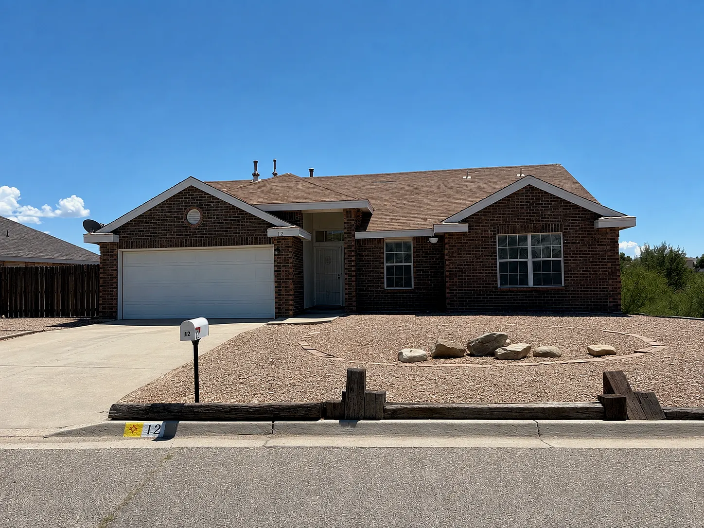 3 bed, 1549 sqft, $2,200 — Photo 2
