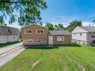 1832 Reichert Ave, Sauk Village, IL 60411