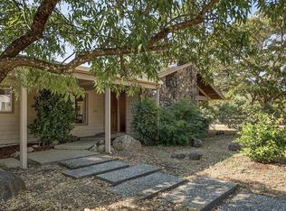 (Undisclosed Address), Saint Helena, CA 94574