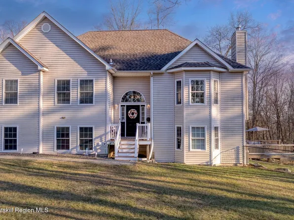 389 Dewitt Mills Road, Kingston, NY 12401