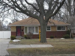 9632 Farmington Rd, Livonia, MI 48150