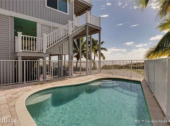 Welcome to Island Girl!