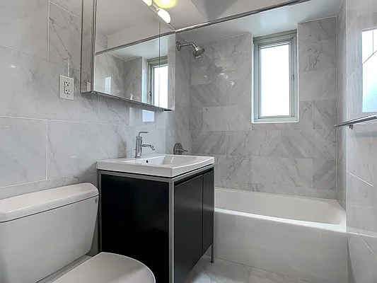 Rented by Halstead Real Estate | media 27