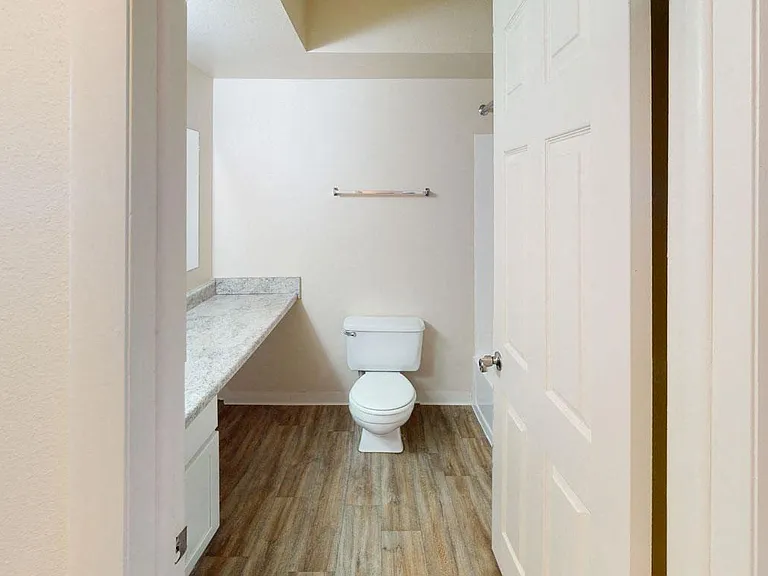 Walnut Trail Apartments — Photo 62