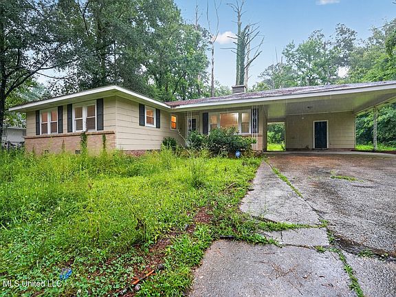 2nd image of 3110 Peterson Dr