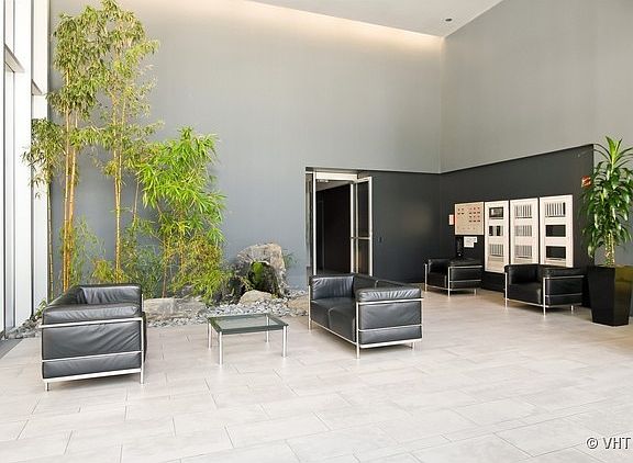 2nd image of 235 W Van Buren St #2513