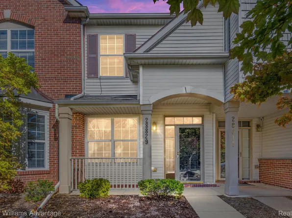 28829 Whitby Dr #3, Romulus, MI 48174