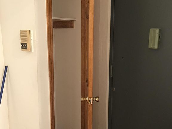 4th image of 2134 Homecrest Ave #B
