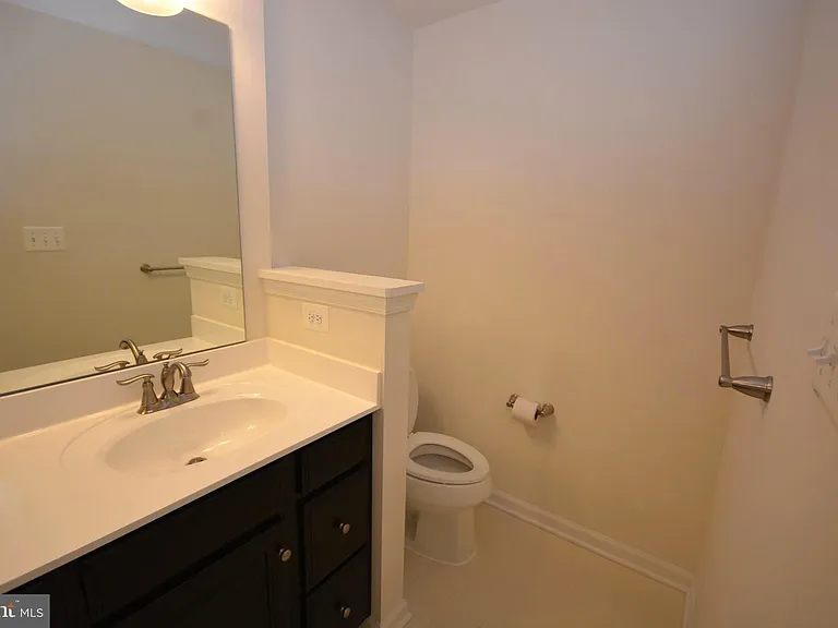 5942 Leben Dr — Photo 19