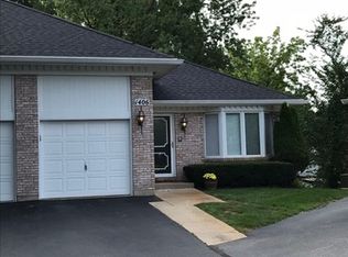 1406 Regency Ridge Dr #1406, Joliet, IL 60436