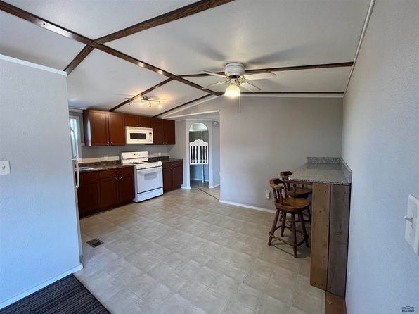 12783 E Cascade Mountain Rd, Hot Springs, SD 57747