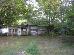 88 Reed St, Warwick, RI 02886