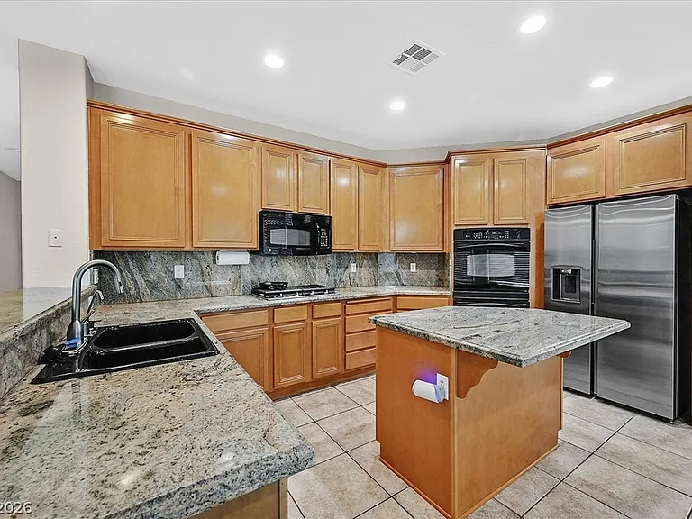 2282 Tedesca Dr — Photo 13